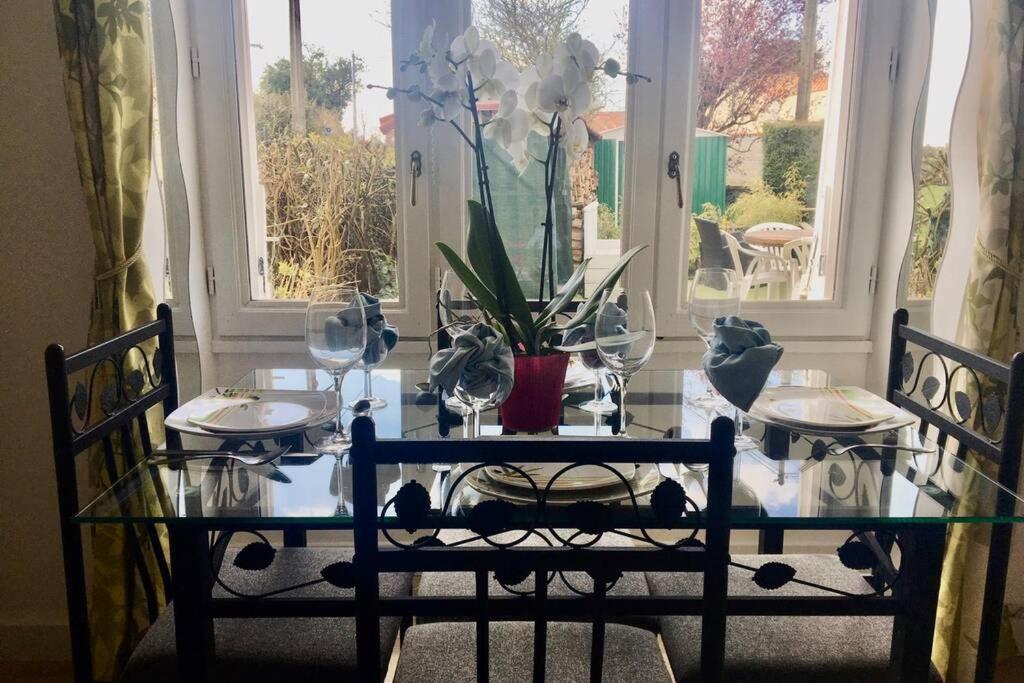 Magnifique Maison 80M² Avec Exterieur Saint-Michel-le-Cloucq Kültér fotó